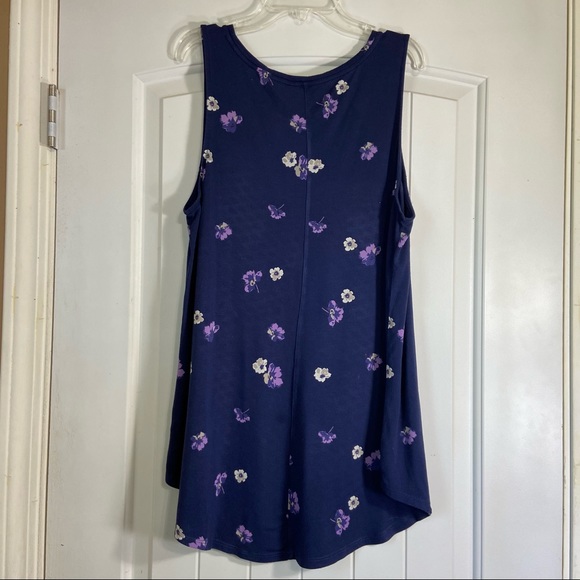 Old Navy Woman’s Sleeveless Blouse Sz Large - Picture 2 of 3